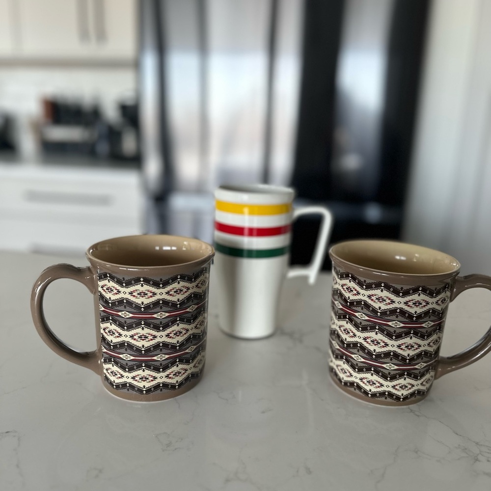 Discontinued Pendleton mugs